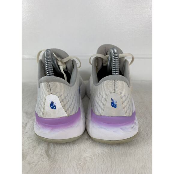 New Balance Vongo v5 Women’s Size 6.5 White Purple Running Shoes - Picture 3 of 9